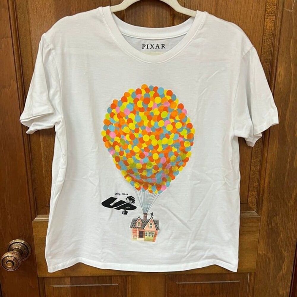 Disney Pixar UP T-shirt - Size L